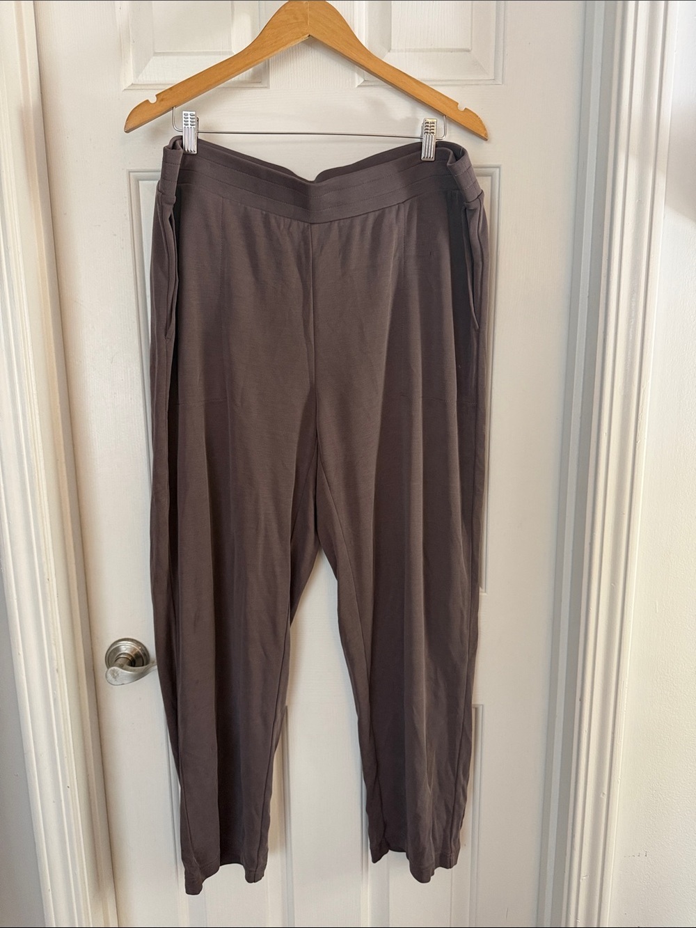 Pure Jill Casual Elastic Waist Straight-Leg Pants in Deep Taupe XXL modal